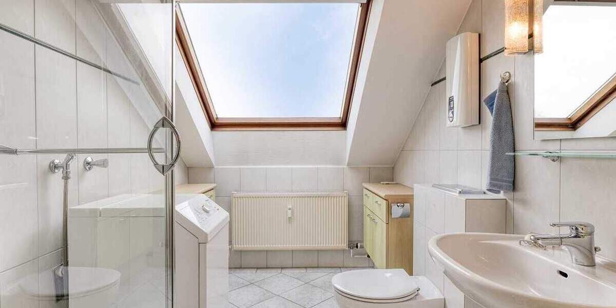 Etagenwohnung Ratingen Zentrum - 3 Zimmer, 65 m&sup2;, 214.200&euro; | Angebot:25796609