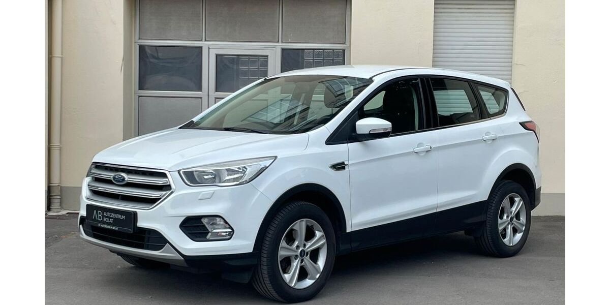 Ford Kuga 119.315 km 8.900 &euro; Solingen/NRW 42655