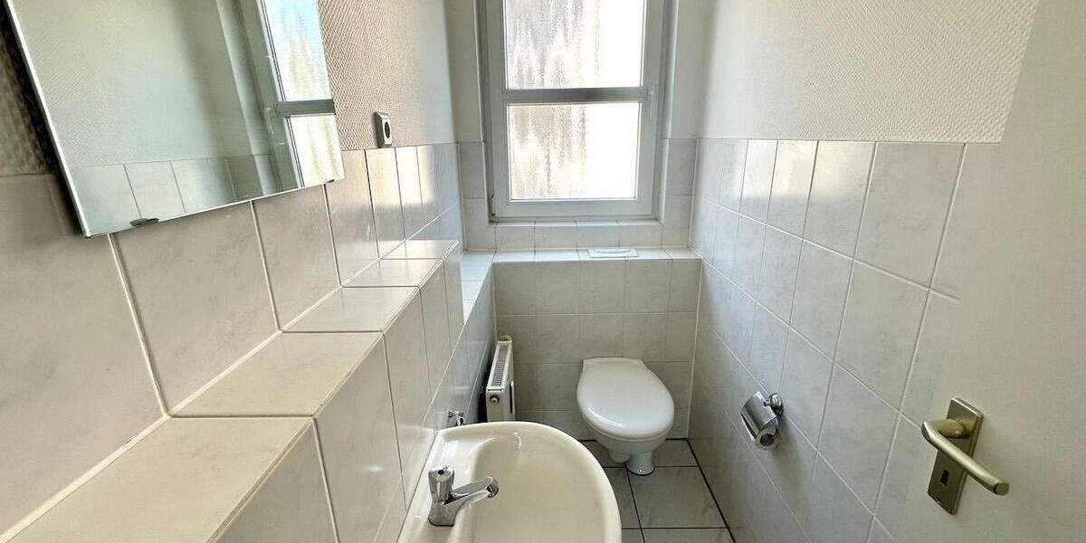 Etagenwohnung Neuss Dreikönigenviertel - 3 Zimmer, 79 m&sup2;, 298.000&euro; | Angebot:25909072