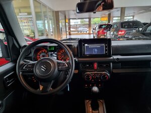 Suzuki Jimny Comfort AllGrip PKW Automatik AHK 53.265 km 31.800 &euro; HAAN 42781