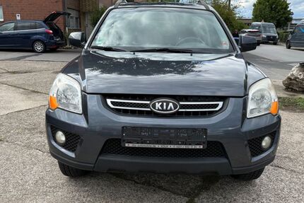 Kia Sportage 150.000 km 2.899 &euro; Köln 50767