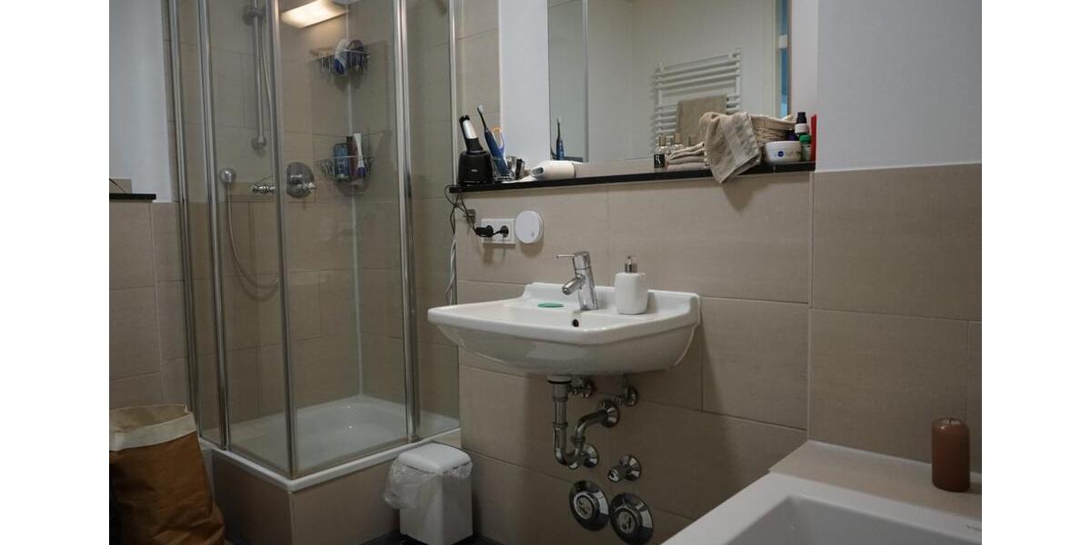 Etagenwohnung Köln Lindenthal - 2 Zimmer, 77 m&sup2;, 1.800&euro; | Angebot:25267771