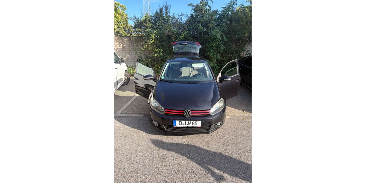 VW Golf 198.500 km 6.300 &euro; Düsseldorf 40231