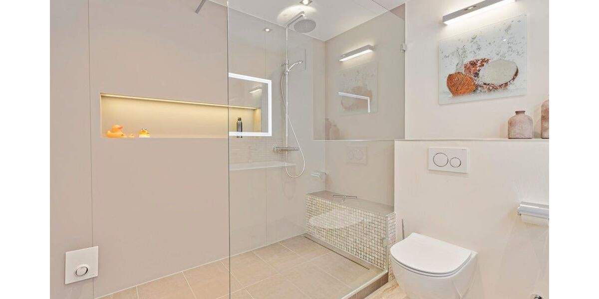 Reihenmittelhaus Düsseldorf Wittlaer - 4 Zimmer, 125 m&sup2;, 2.500&euro; | Angebot:25687751