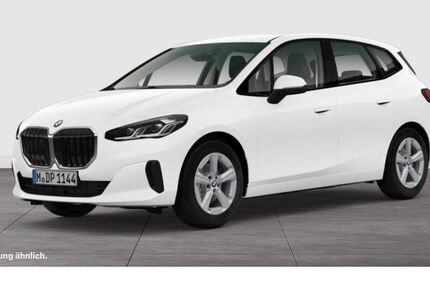 BMW 220 Active Tourer 7.683 km 29.440 &euro; Düsseldorf 40595