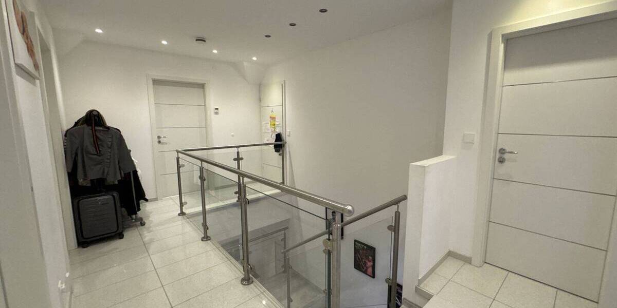 Einfamilienhaus Düsseldorf Gerresheim - 6 Zimmer, 140 m&sup2;, 1.280.000&euro; | Angebot:26834536