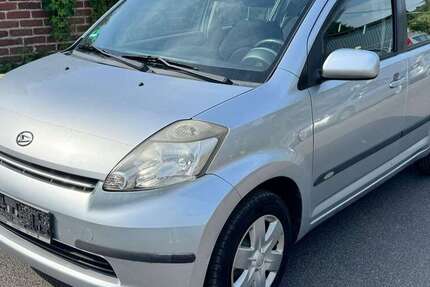 Daihatsu Sirion 150.000 km 2.300 &euro; Köln 50739