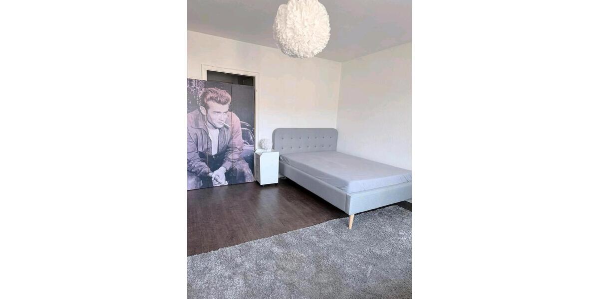 Etagenwohnung Düsseldorf Stadtbezirk 2 - 1 Zimmer, 29 m&sup2;, 1.150&euro; | Angebot:25867975