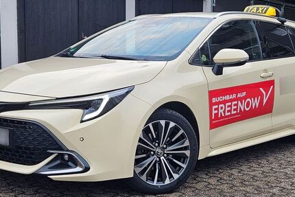 Toyota Corolla 81.000 km 29.155 &euro; Düsseldorf 40229