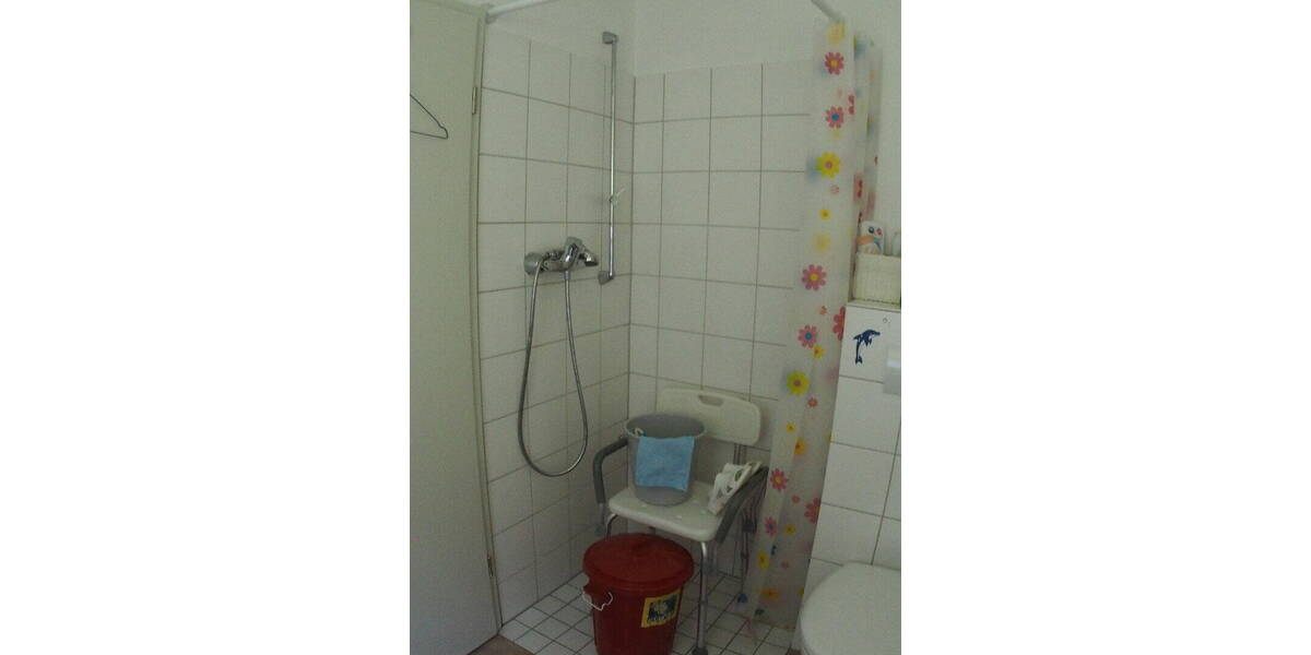 Etagenwohnung Remscheid Lüttringhausen Lüttringhausen - 5 Zimmer, 131 m&sup2;, 295.000&euro; | Angebot:26091106