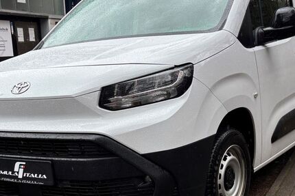 Toyota Proace City 24.000 km 17.490 &euro; Solingen 42697