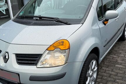 Renault Modus 168.381 km 2.777 &euro; Radevormwald 42477