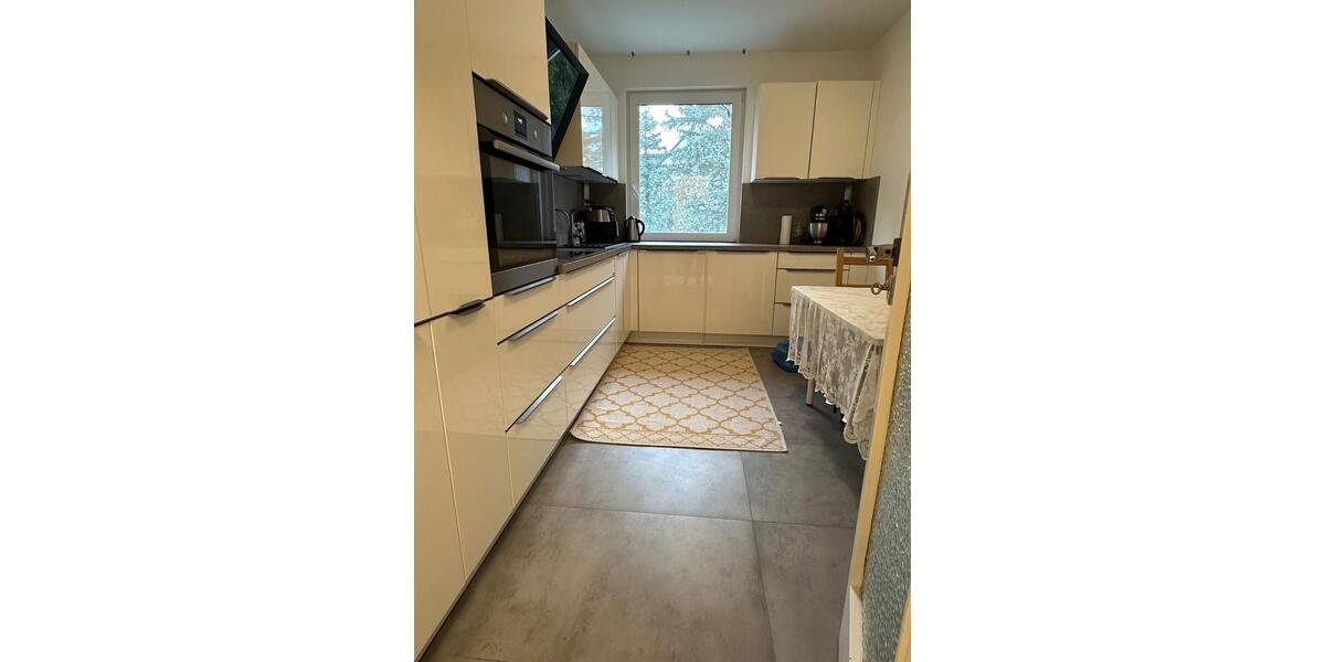 Etagenwohnung Köln Mülheim - 3 Zimmer, 75 m&sup2;, 390.000&euro; | Angebot:26126917