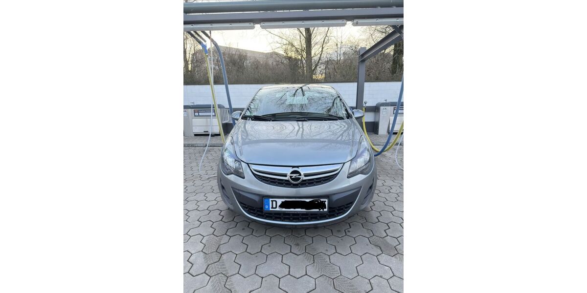 Opel Corsa 80.000 km 7.500 &euro; Düsseldorf 40472