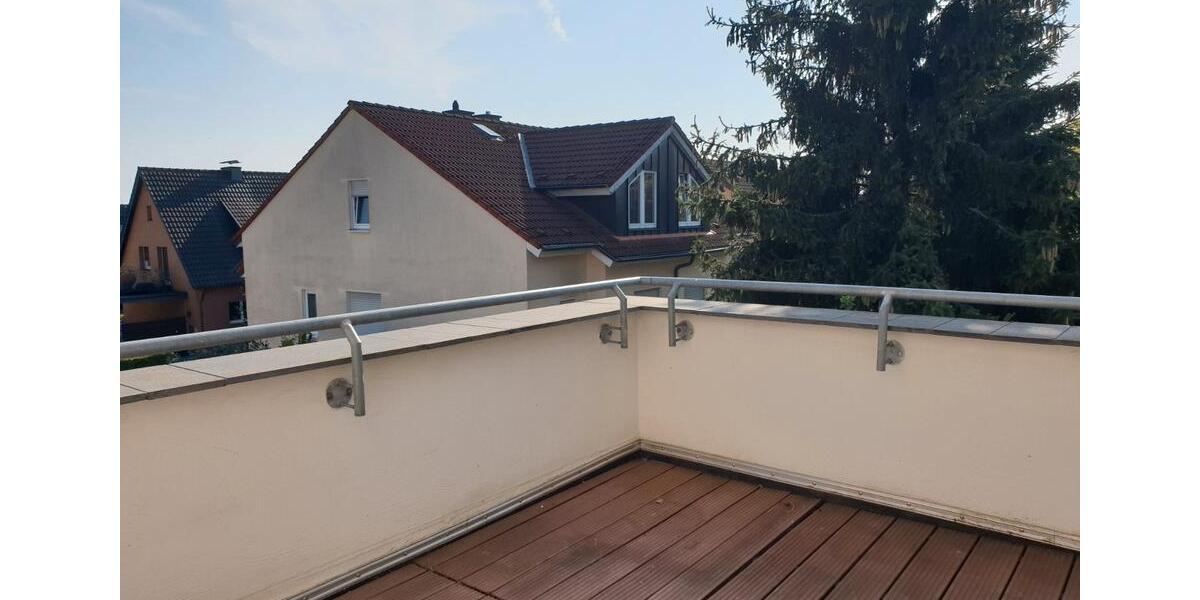 Dachgeschoßwohnung Langenfeld (Rheinland) - 3 Zimmer, 85 m&sup2;, 299.000&euro; | Angebot:26095167