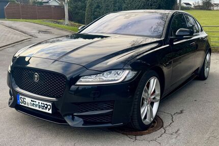 Jaguar XF 152.200 km 19.999 &euro; Solingen 42651
