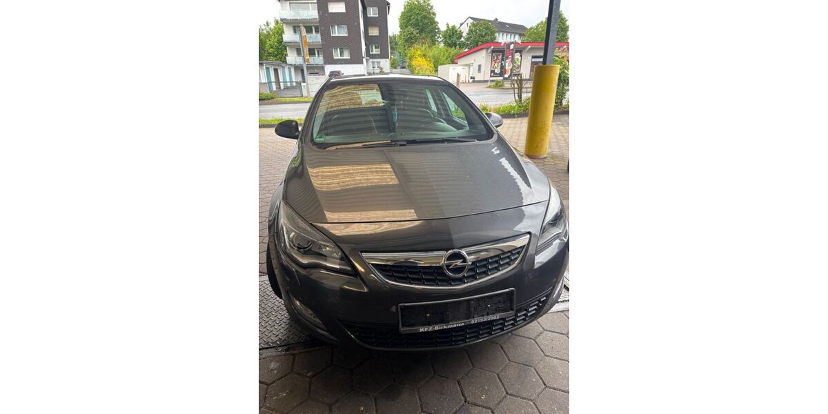 Opel Astra 138.000 km 5.799 &euro; Wermelskirchen 42929