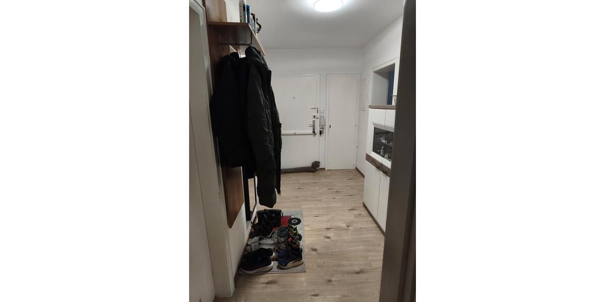Etagenwohnung Düsseldorf Stadtbezirk 8 - 3 Zimmer, 70 m&sup2;, 299.000&euro; | Angebot:26301488