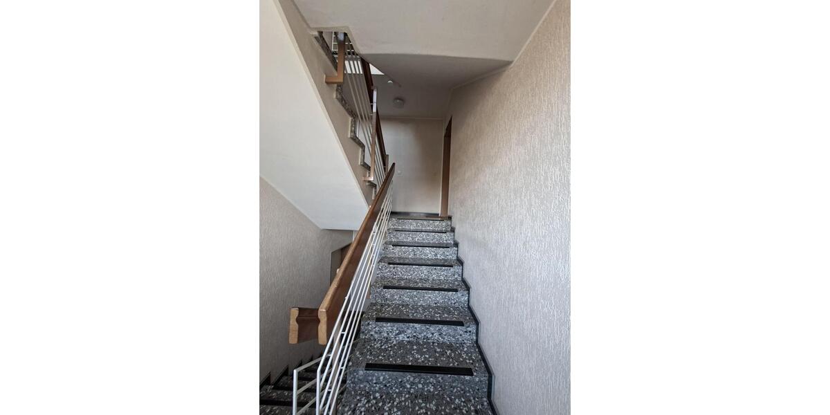 Etagenwohnung Hückeswagen - 3 Zimmer, 77 m&sup2;, 179.000&euro; | Angebot:26252278