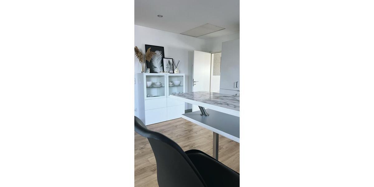 Dachgeschoßwohnung Solingen Ohligs - 2 Zimmer, 78 m&sup2;, 950&euro; | Angebot:26048890