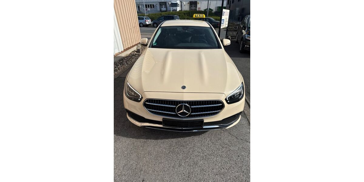 Mercedes-Benz E 200 220.000 km 22.000 &euro; Wuppertal 42389