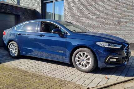 Ford Mondeo 81.671 km 15.790 &euro; Grevenbroich 41517