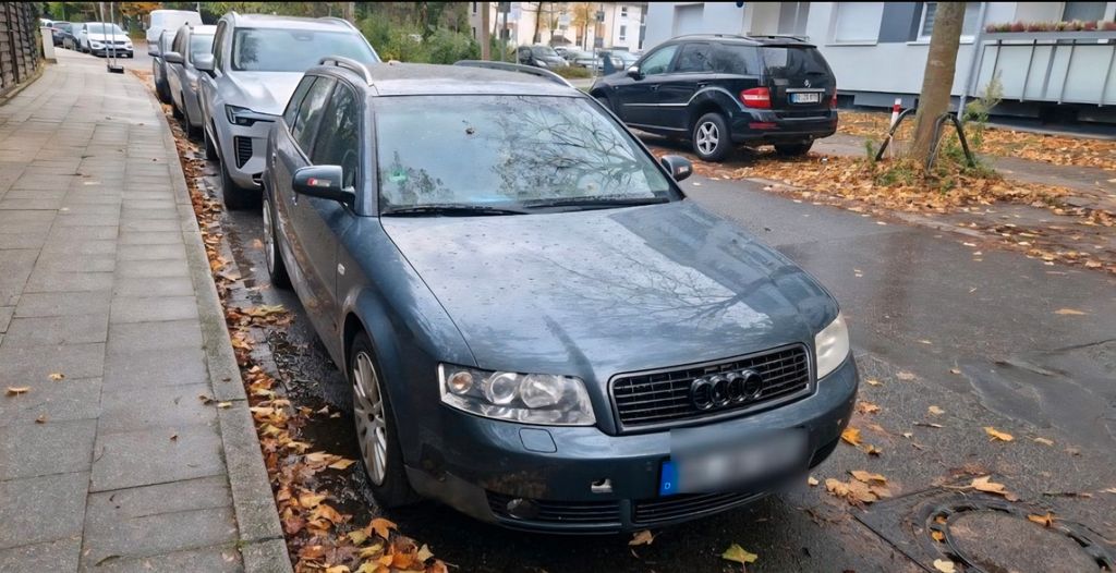 Audi A4 198.000 km 22.000 &euro; Remscheid 42857