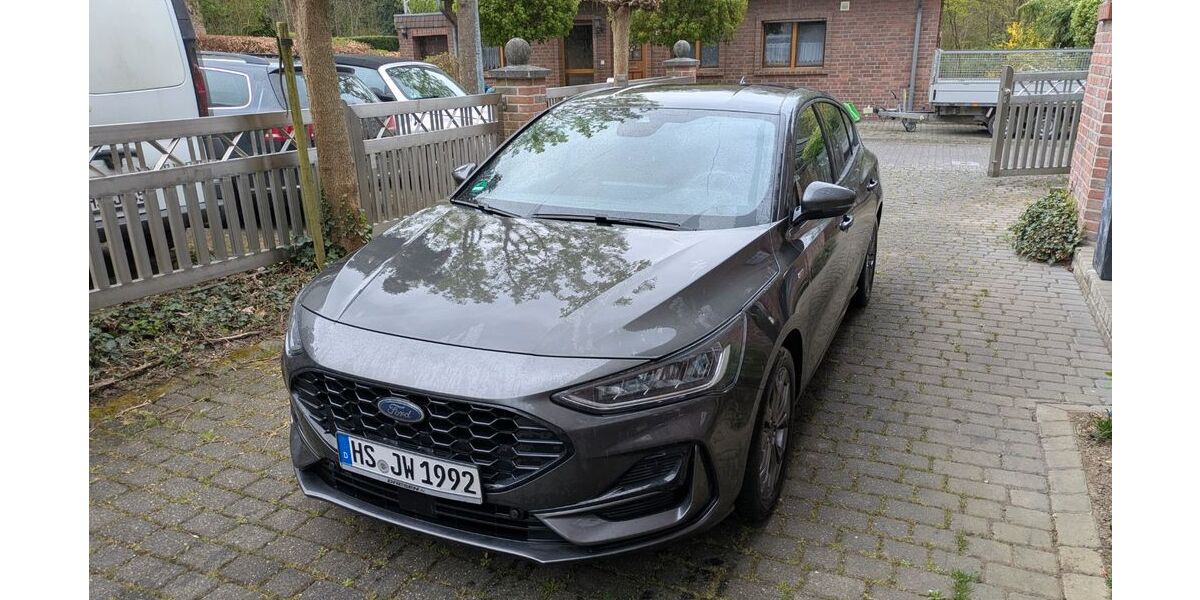 Ford Focus 58.000 km 15.000 &euro; Köln 50737