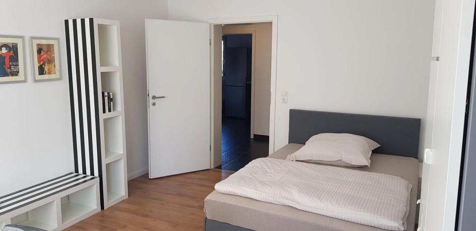 Etagenwohnung Köln Mülheim - 2 Zimmer, 67 m&sup2;, 1.300&euro; | Angebot:25571581