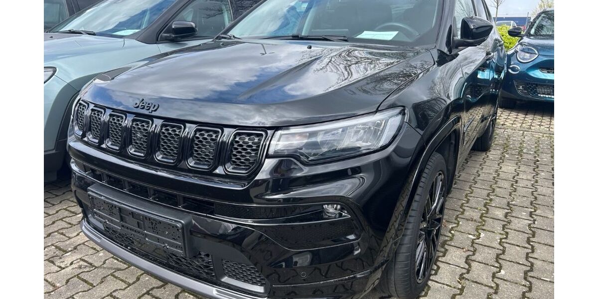 Jeep Compass 20.131 km 30.490 &euro; Köln 51149