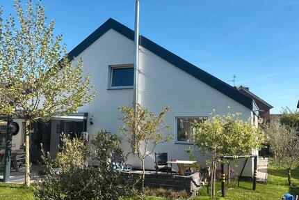 Haus Grevenbroich Hemmerden - 6 Zimmer, 170 m&sup2;, 899.000&euro; | Angebot:26300217