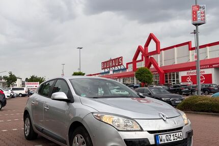 Renault Megane 109.300 km 3.800 &euro; Wuppertal 42287