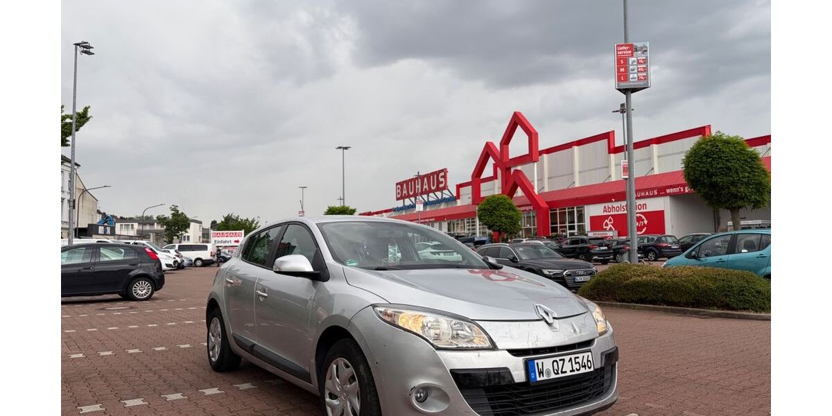 Renault Megane 109.300 km 3.800 &euro; Wuppertal 42287