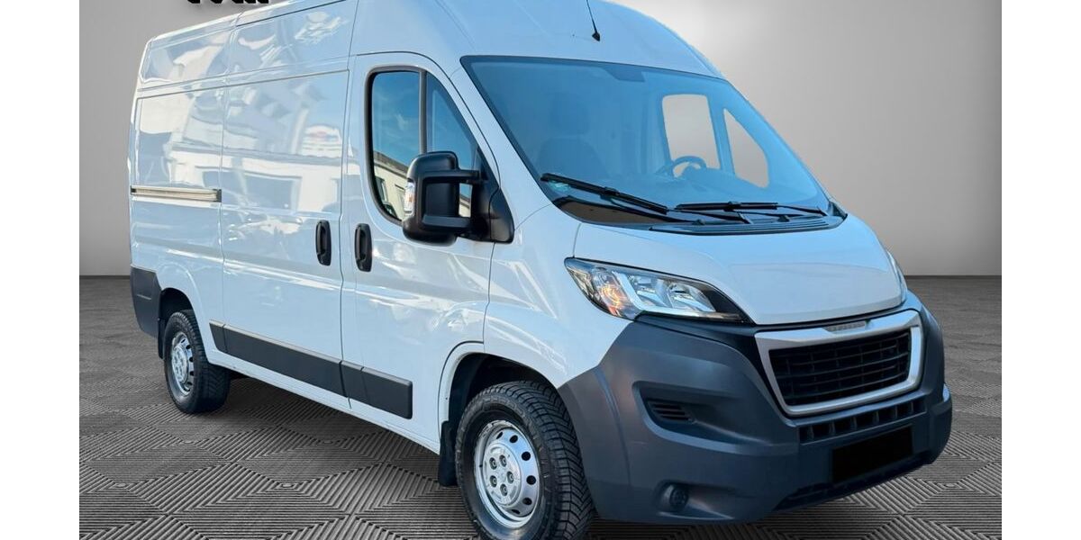 Peugeot Boxer 159.000 km 12.900 &euro; Köln 51067