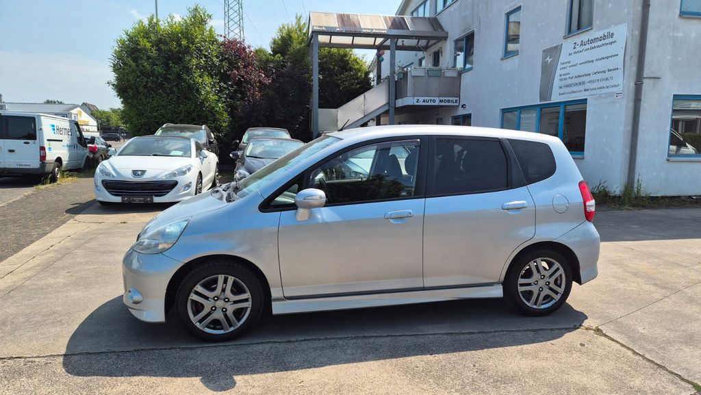 Honda Jazz 165.021 km 4.500 &euro; Hilden 40721