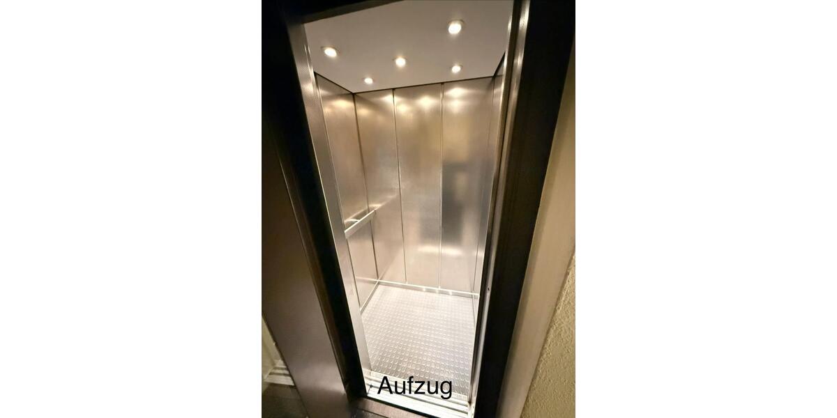 Etagenwohnung Düsseldorf Stadtmitte - 4.5 Zimmer, 140 m&sup2;, 595.000&euro; | Angebot:24573298