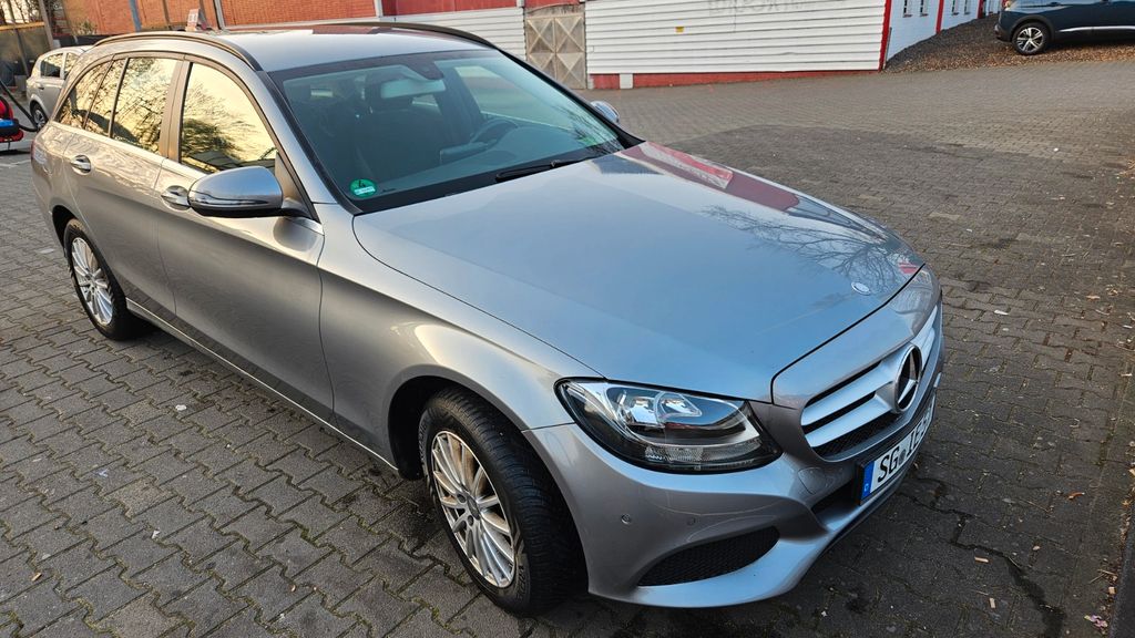 Mercedes-Benz C 200 136.500 km 10.500 &euro; Solingen 42719