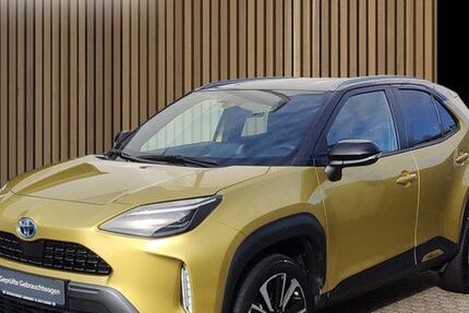 Toyota Yaris Cross 28.617 km 24.590 &euro; Leverkusen 51381