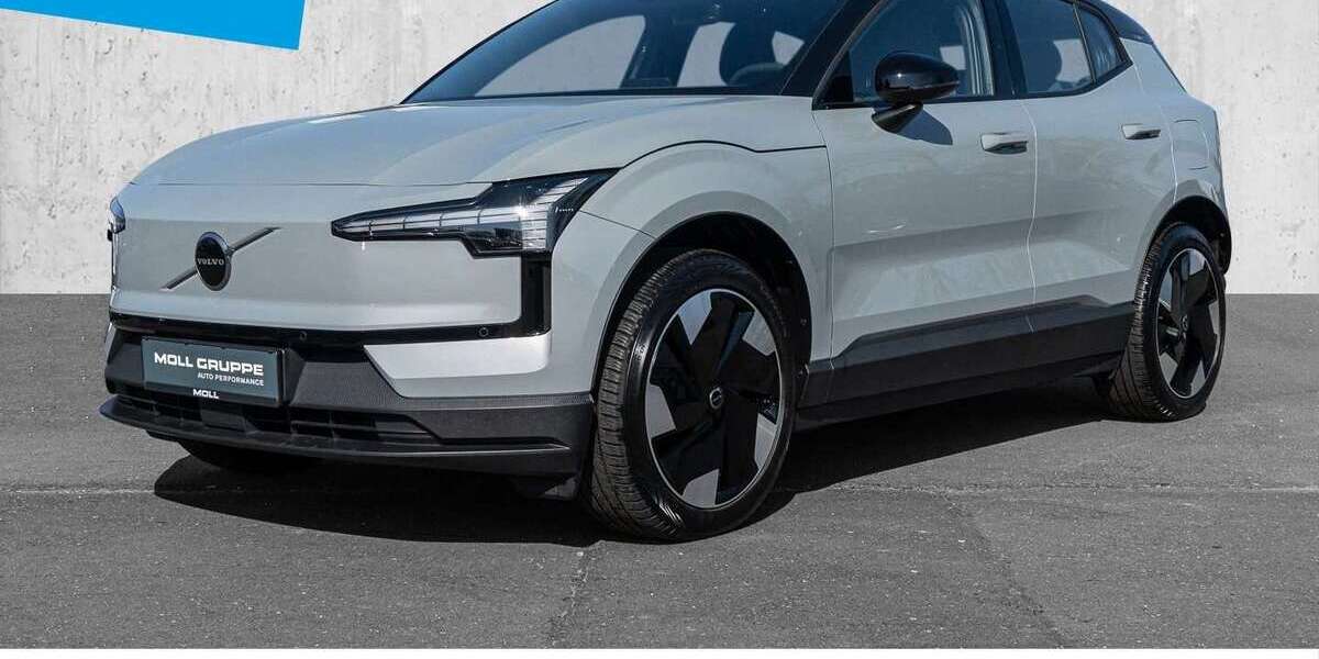 Volvo EX30 42.020 km 31.380 &euro; Düsseldorf 40474