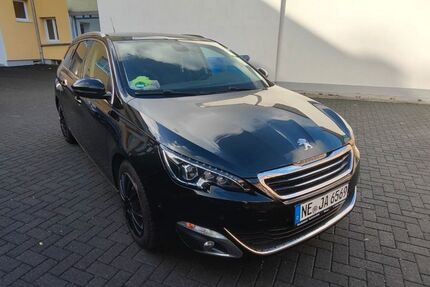 Peugeot 308 170.900 km 7.900 &euro; Neuss 41462
