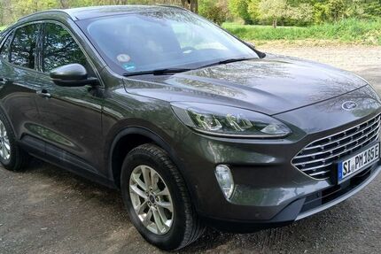 Ford Kuga 182.000 km 14.200 &euro; Odenthal-Neschen 51519