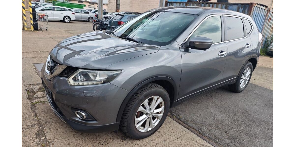 Nissan X-Trail 194.397 km 8.900 &euro; Neuss 41460