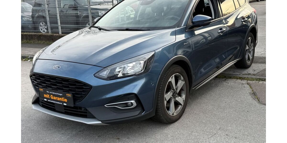 Ford Focus 104.000 km 12.850 &euro; Hilden 40721