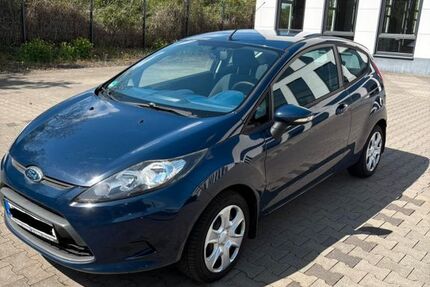 Ford Fiesta 153.000 km 2.500 &euro; Köln 51105