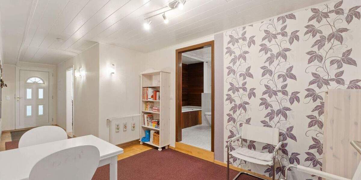 Bungalow Dormagen Hackenbroich - 8 Zimmer, 239 m&sup2;, 549.000&euro; | Angebot:26230626