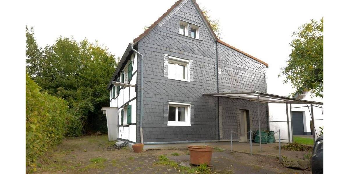 Einfamilienhaus Leverkusen (Bergisch Neukirchen) Bergisch Neukirchen - 8 Zimmer, 132 m&sup2;, 299.000&euro; | Angebot:25704486