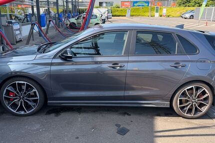 Hyundai i30 167.000 km 15.900 &euro; Mülheim an der Ruhr 45476