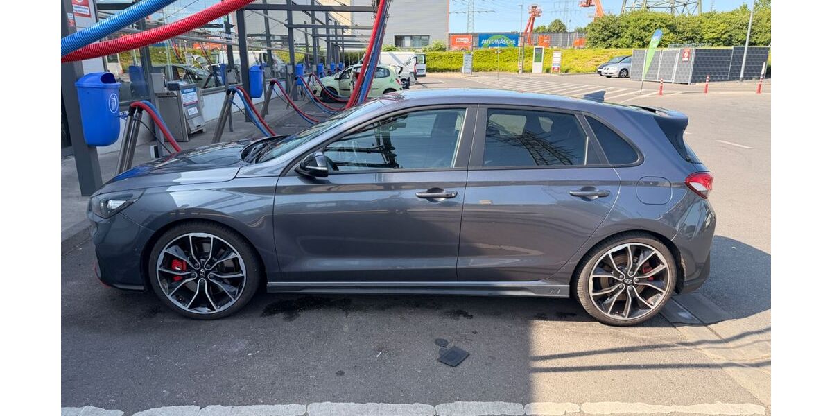 Hyundai i30 167.000 km 15.900 &euro; Mülheim an der Ruhr 45476