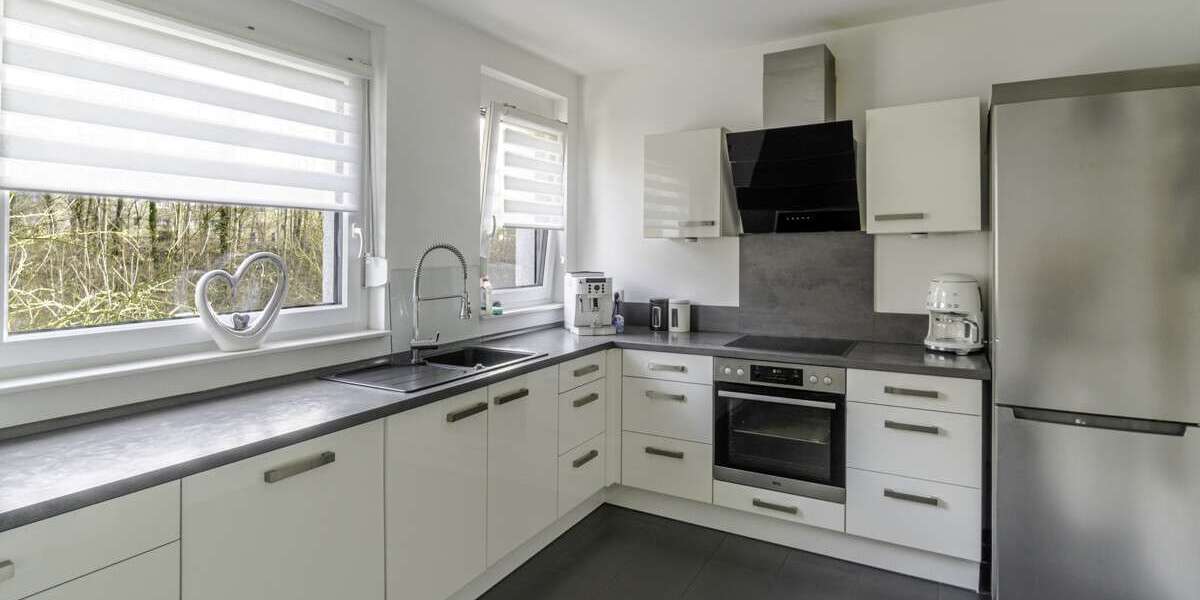 Etagenwohnung Düsseldorf / Gerresheim Gerresheim - 3 Zimmer, 107 m&sup2;, 1.498&euro; | Angebot:26109252