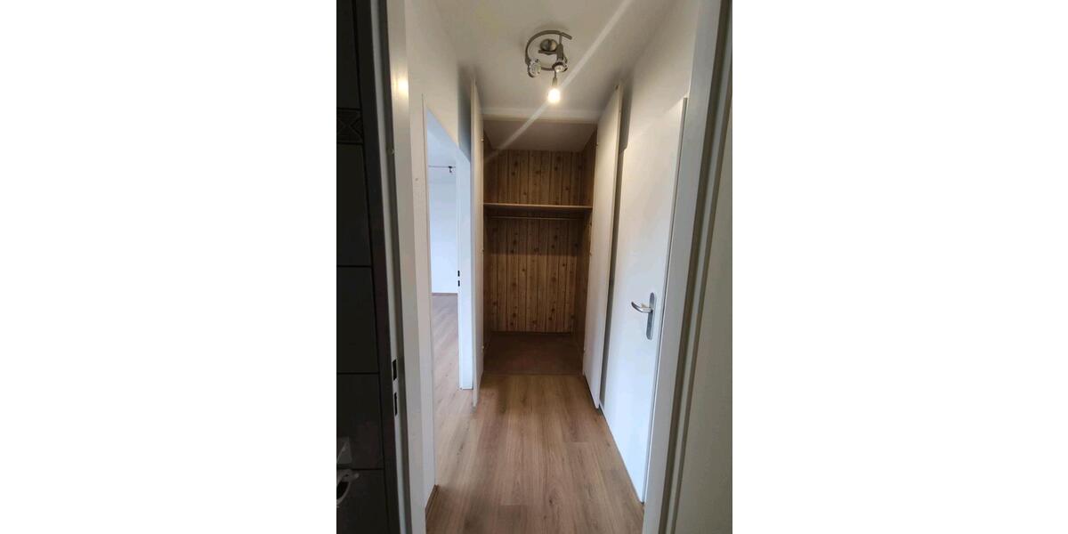 Terrassenwohnung Remscheid Remscheid-Süd - 1 Zimmer, 40 m&sup2;, 350&euro; | Angebot:25959317